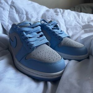 Jordan 1 Low ‘Football Grey Aliminum Womens” size 7.5! Brand new!